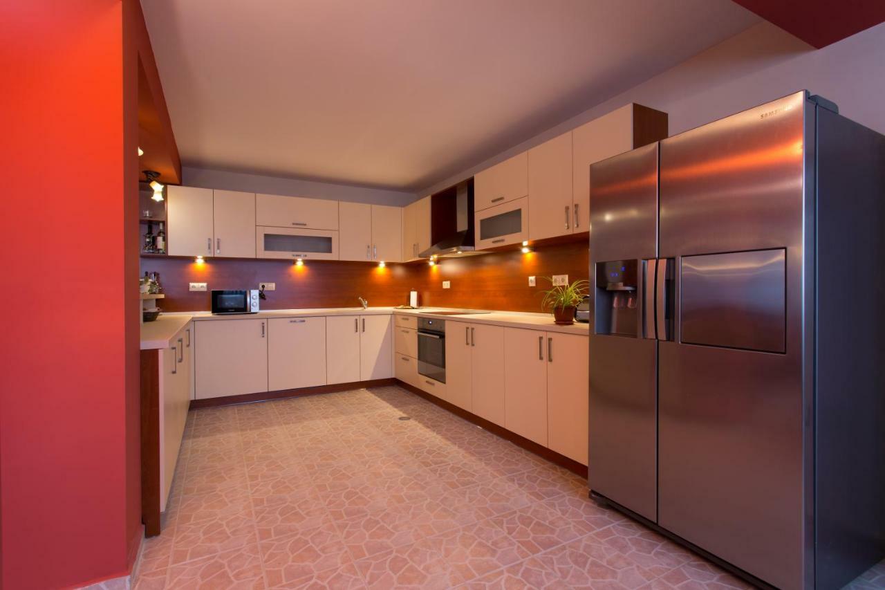 Holiday Home Paulovnia أسباروخوفو المظهر الخارجي الصورة